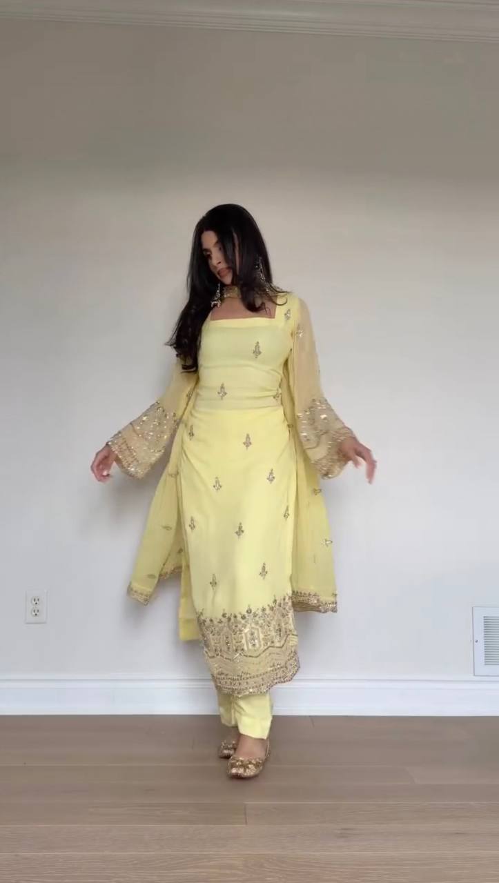 Noor Lace Sequins Classic Set